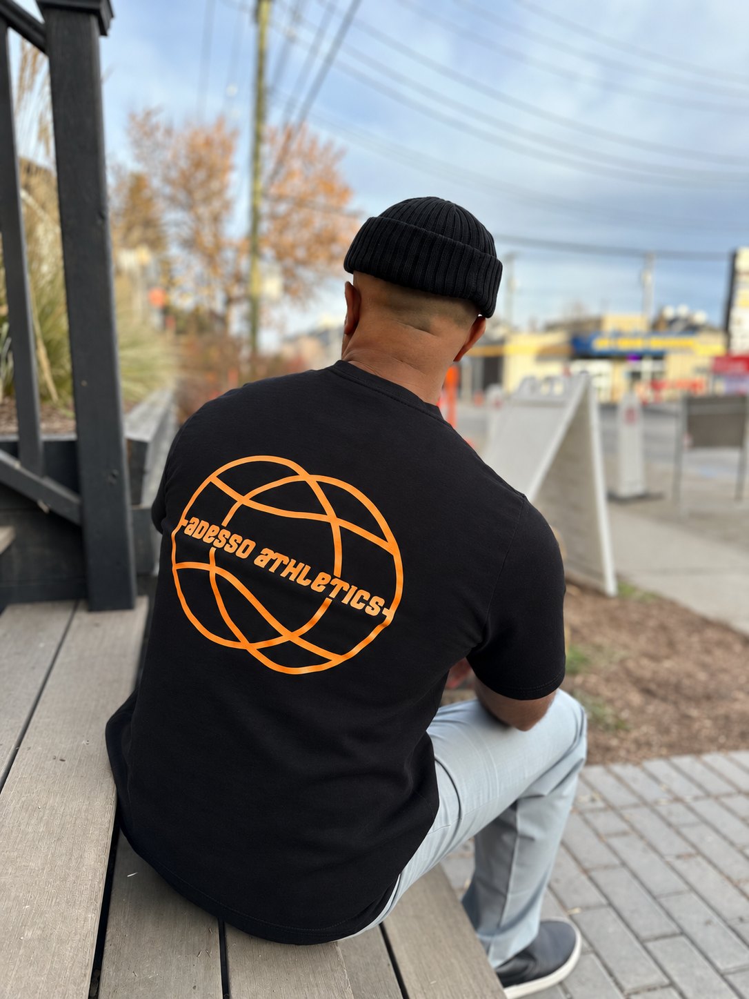 Adesso Athletics Ball Tee – Black – worn