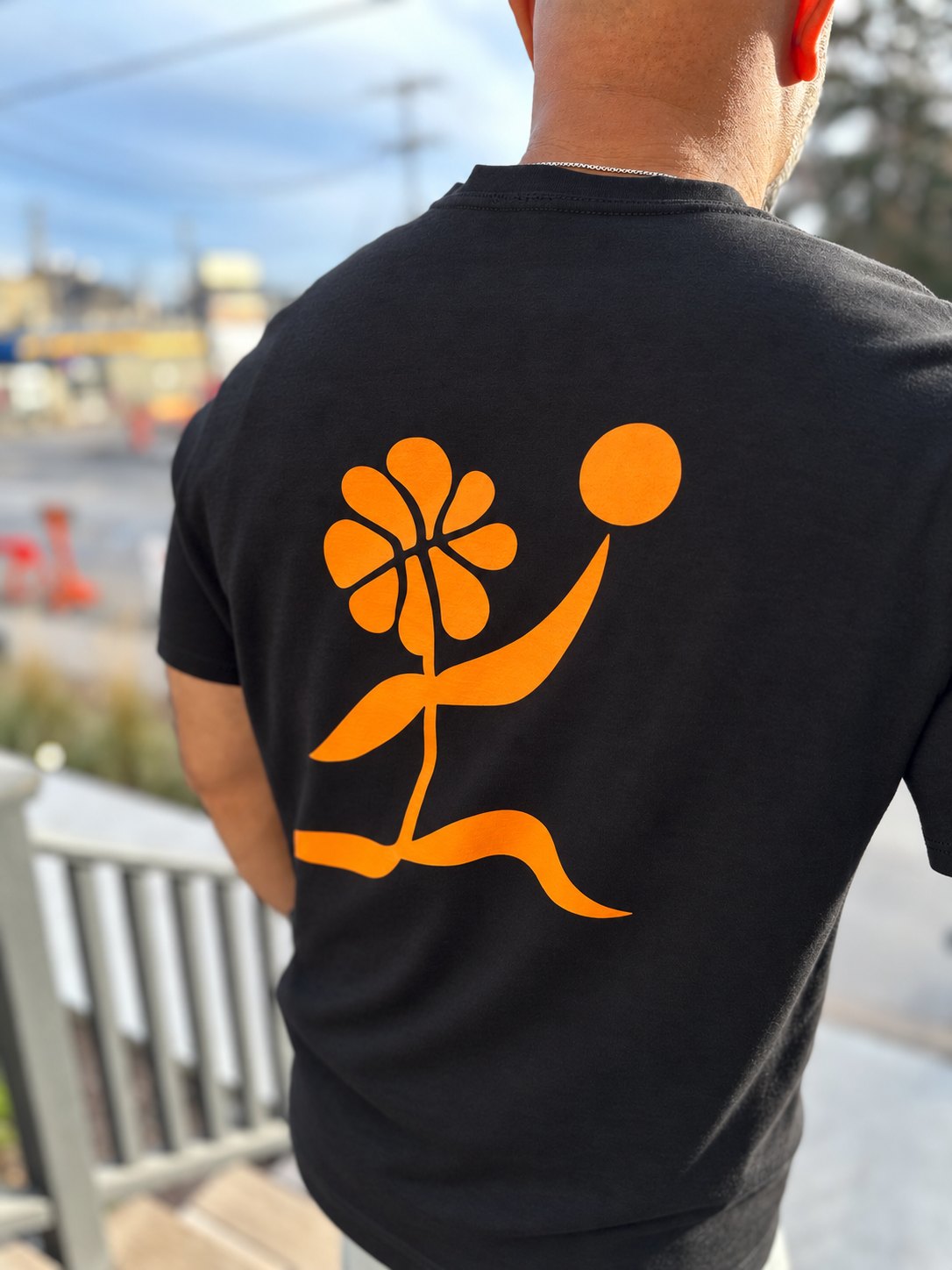 Adesso Athletics Jump Plant Tee – Black – worn